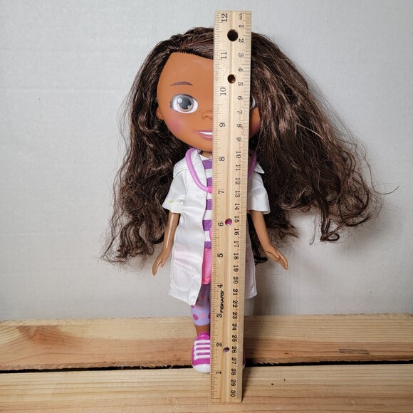 Disney's Doc McStuffins Toy Hospital 12” Talking Doll + Book - Picture 9 of 11